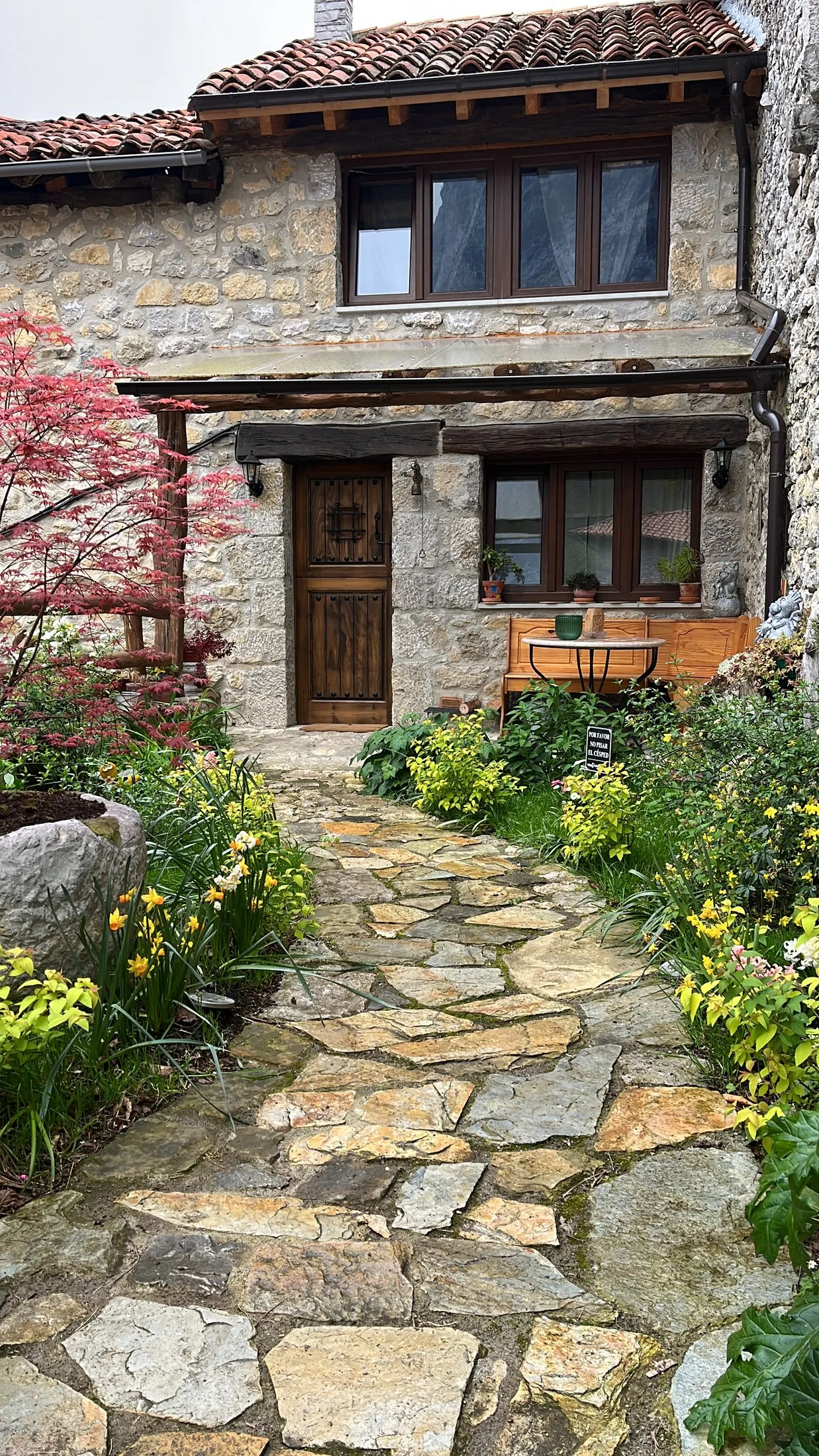Casa rural de piedra con jardín en Tanda, Ponga
