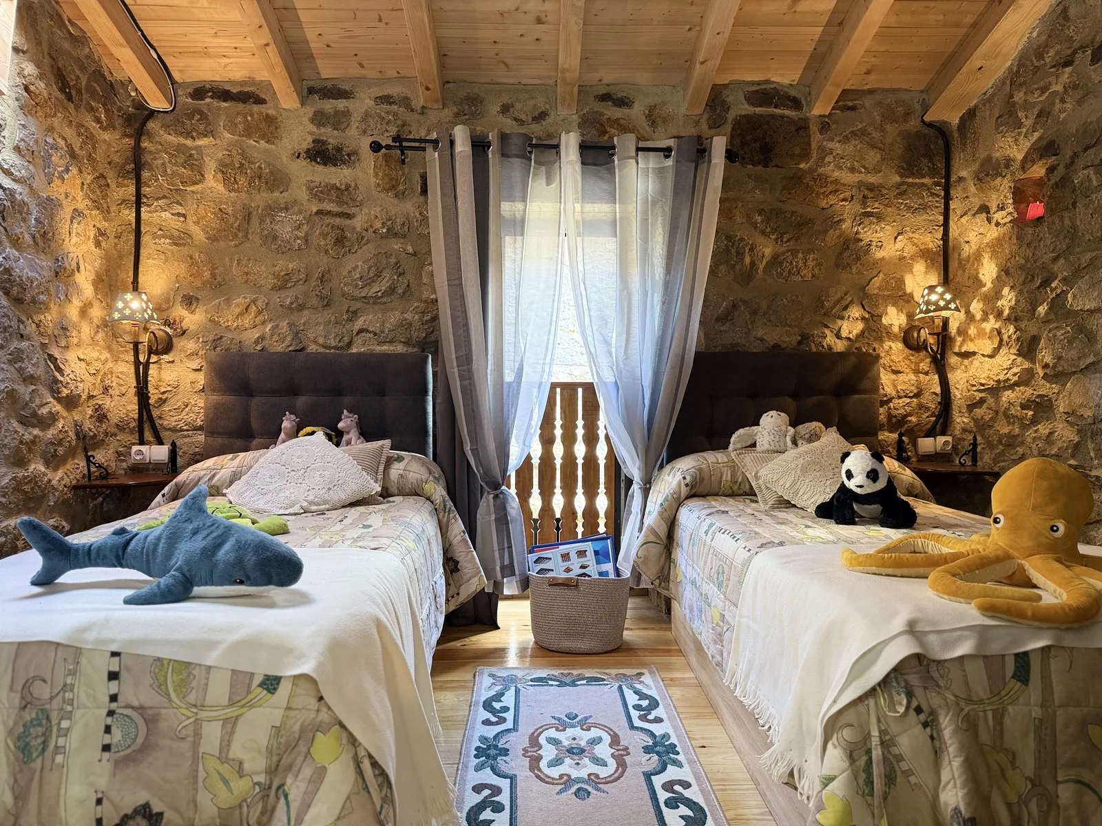 Dormitorio con dos camas de 0,90 m